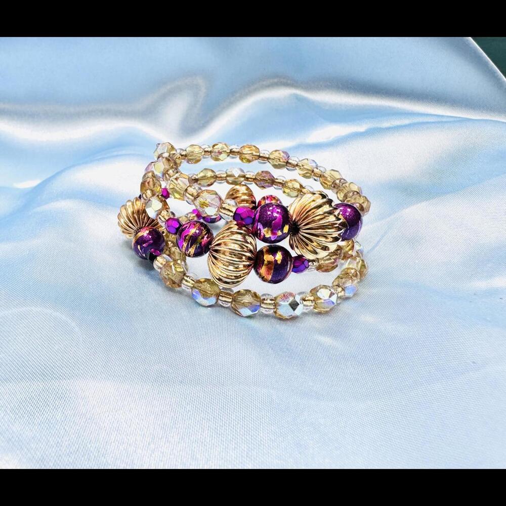 LIGHT BROWN CRYSTALS, CLEAR GLASS SEPARATORS, MIXED TONE & BEADS WRAP BRACELET - Picture 2 of 6